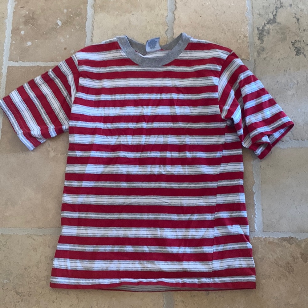 A cute stripped shirt in the brand cheetah